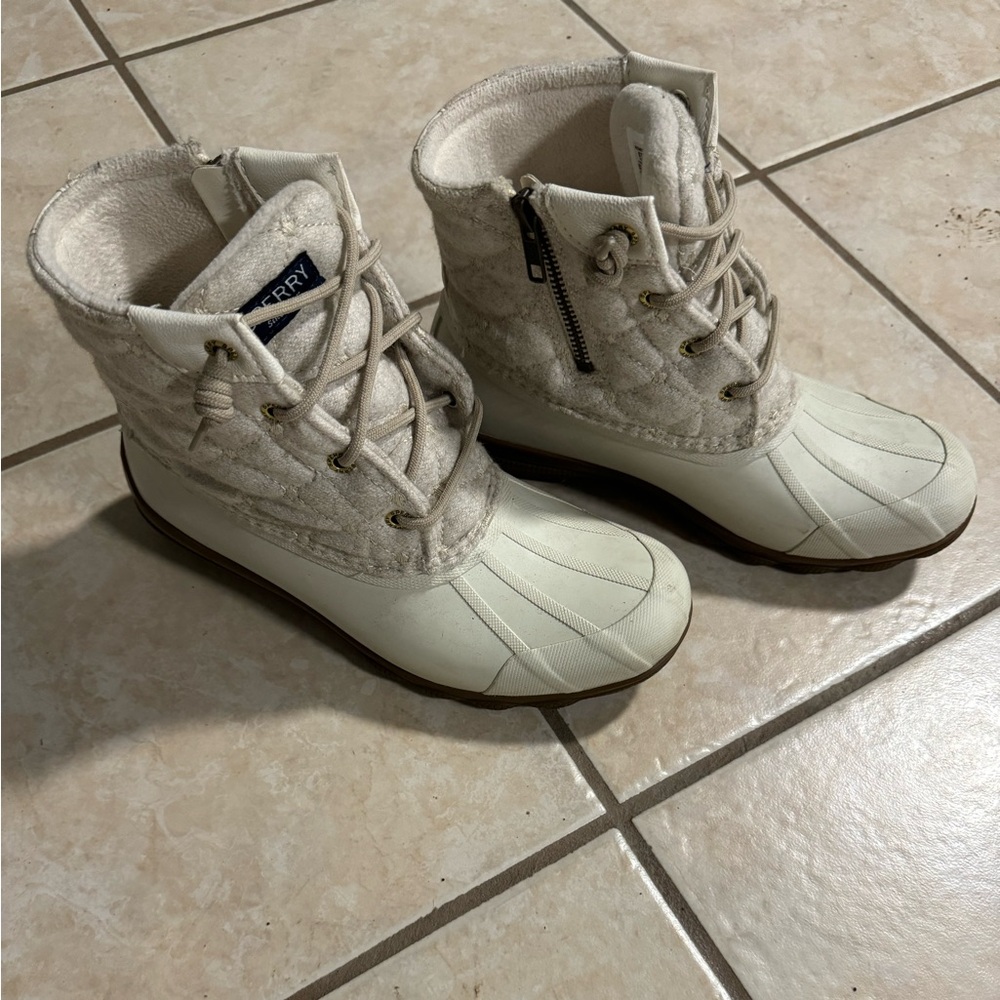 Women’s Sperry Boots